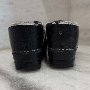 Black Leather Dansko Clogs well worn 38